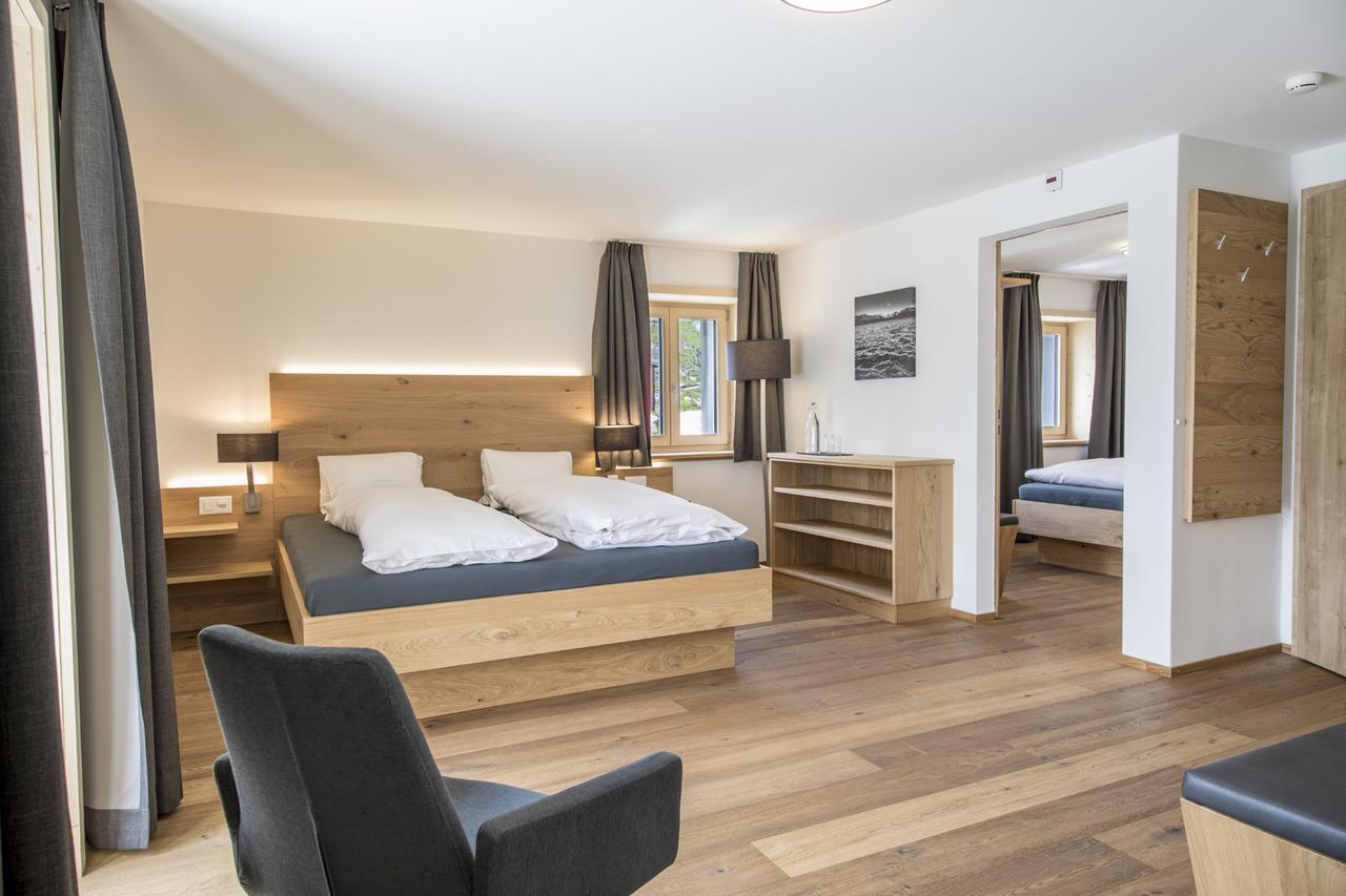 Grimsel Passhoehe Hotel 3*