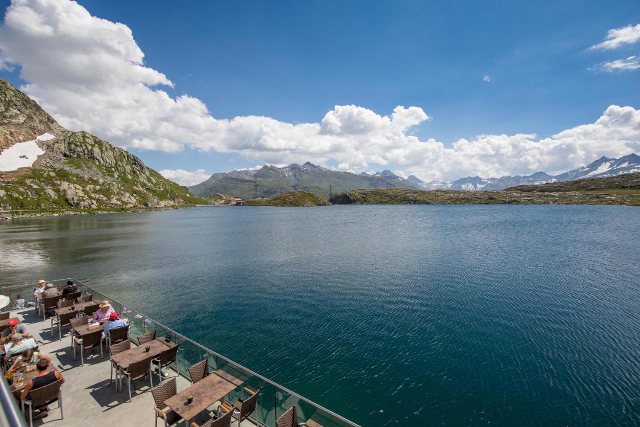 Grimsel Passhoehe Hotel